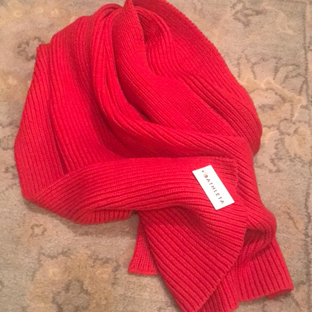 New with tags Athleta scarf